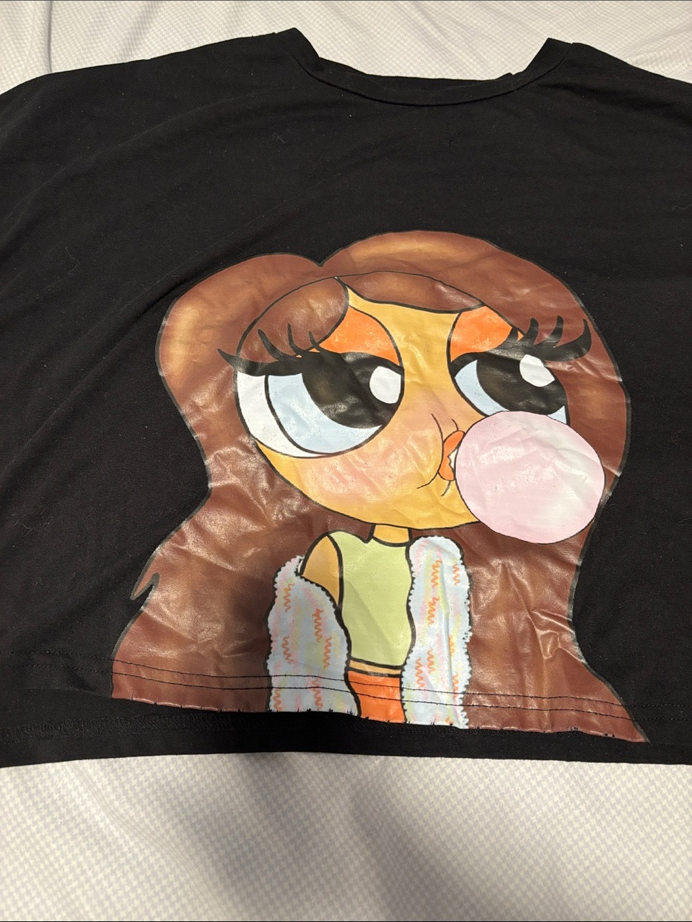 Tee Cartoon Girl Blowing Pink Bubble